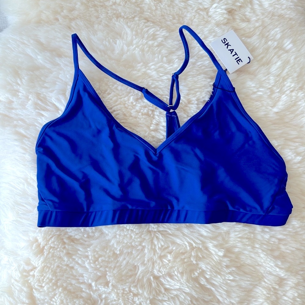 NWT Skatie zero sports bra champion royal blue